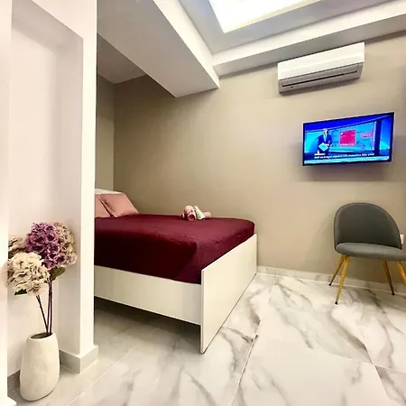 Demetrios Apartment *